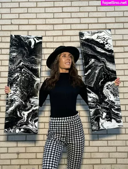 Lunapowersthefairy OnlyFans Thumbnail #QZWOA9FZdy