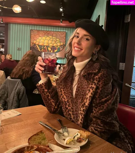 Lunapowersthefairy OnlyFans Thumbnail #YwNpampWoK