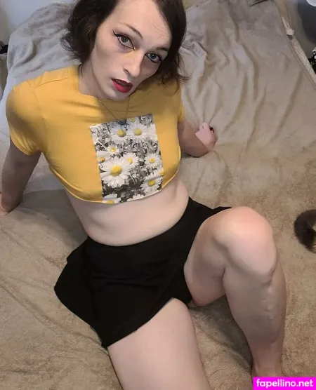 Lunarladyy OnlyFans Thumbnail #QmPt1gj8o9