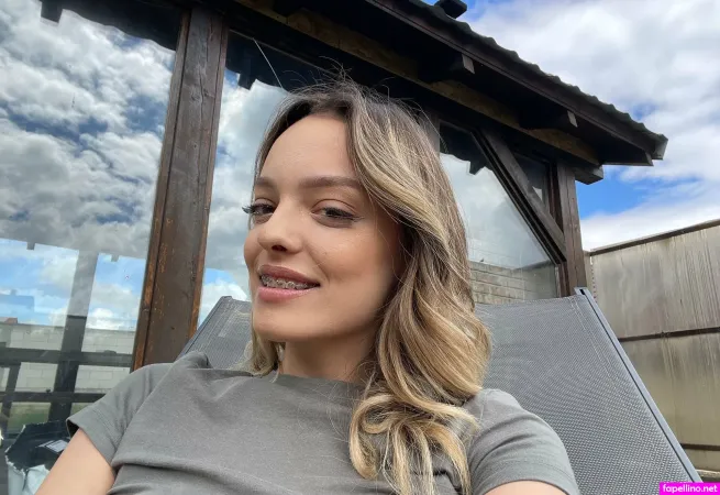 Lunarrayy OnlyFans Thumbnail #A06vhUwx7p