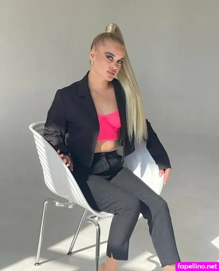 Lunashy OnlyFans Thumbnail #l49nbFPVKW