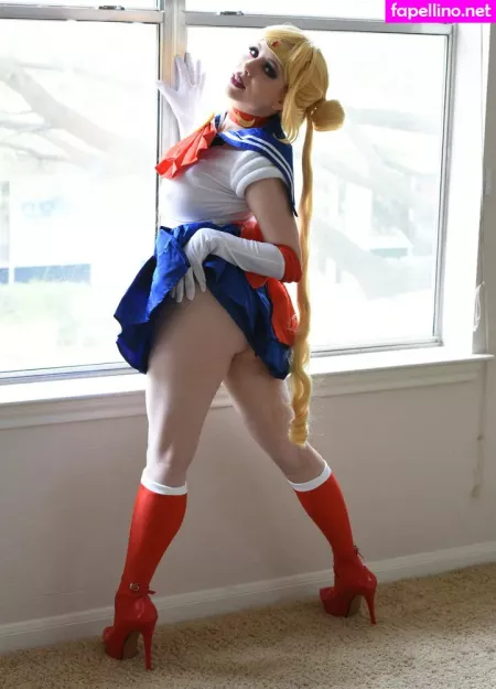 Lunasnow OnlyFans Thumbnail #YfhSUDMOfX