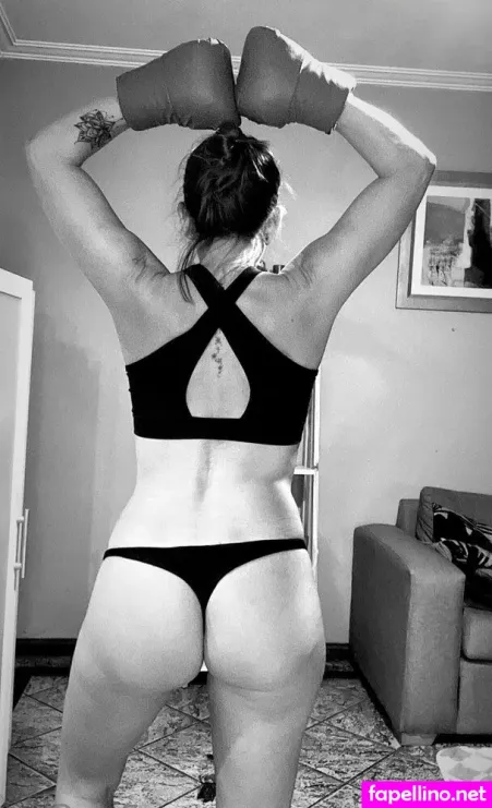 Lunasuperhot OnlyFans Thumbnail #elub4ug7tZ