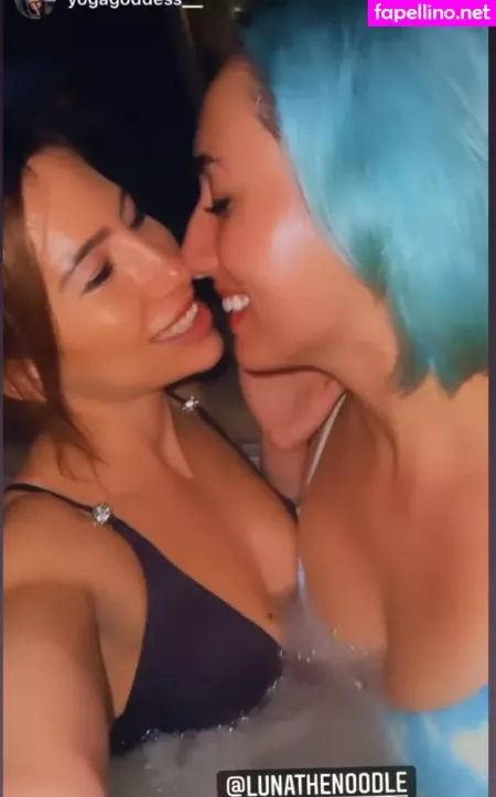 Lunathenoodle OnlyFans Thumbnail #J8Q6SN7jwj