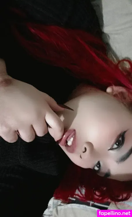 Lunatricxx OnlyFans Thumbnail #sIdEXFs8Qk
