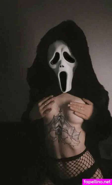 Lunavampirefree OnlyFans Thumbnail #SkhHNvbBgb