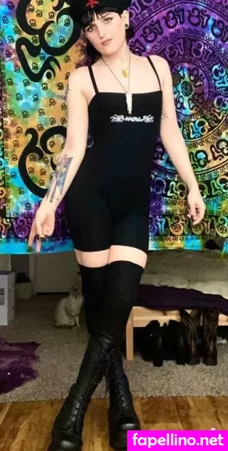 Lunavixenxxx OnlyFans Thumbnail #zLmNQsLhaa