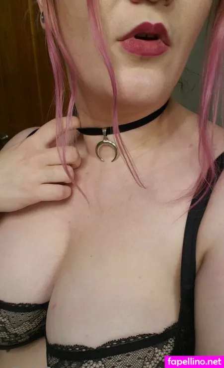 Lunaxafterdark OnlyFans Thumbnail #iAAONQQsKb