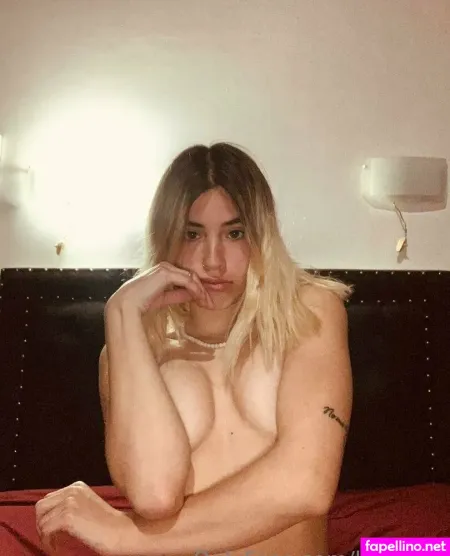 Lunay22 OnlyFans Thumbnail #0vzrhB4Vt1