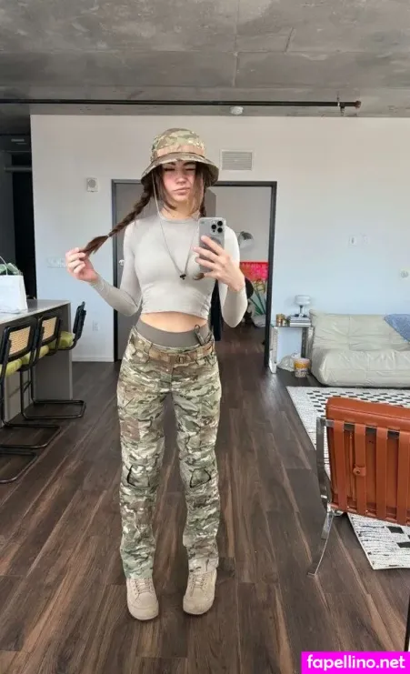 Lunchbaglujan Haylujan 3 OnlyFans Thumbnail #0sd5XShQnr