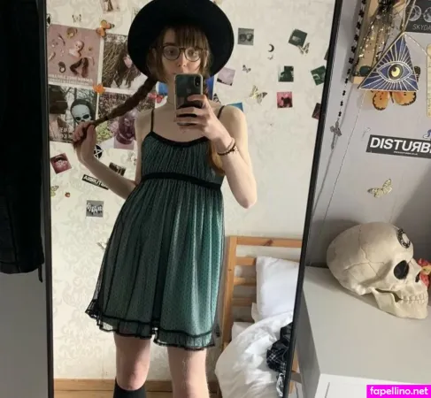 Luniasolstice OnlyFans Thumbnail #bx2mNLtjPs