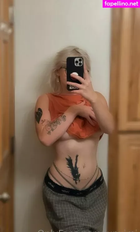 Lunximi OnlyFans Thumbnail #otikZB7Bhf