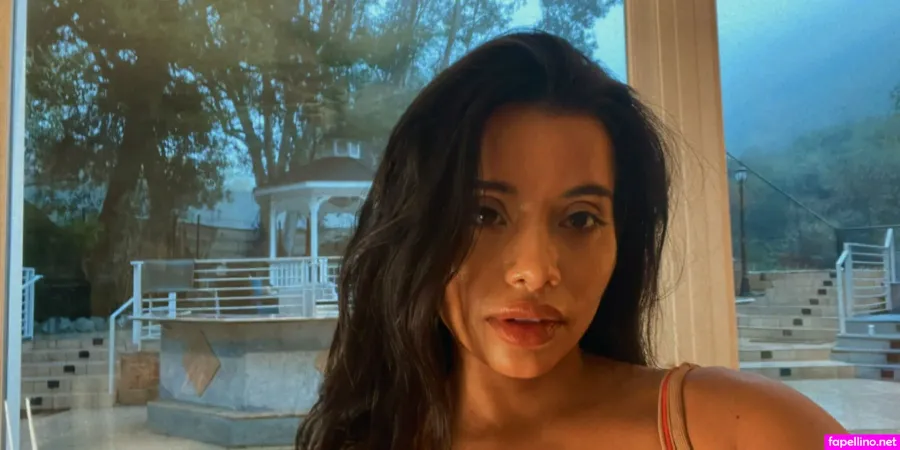 Lupefuentes 1 OnlyFans Thumbnail #hWHbRDGsvb