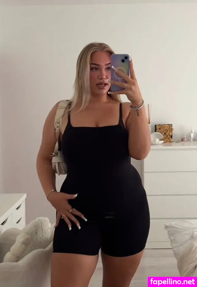 lusandraa Nude Leaked OnlyFans Photo #Ub01h9KzS9
