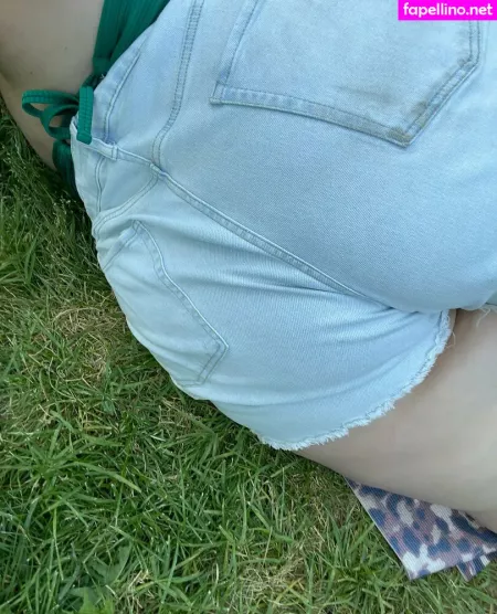 Lush Lauren OnlyFans Thumbnail #UYLXAeVud8