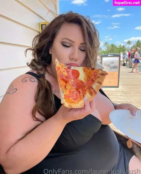 Lushie Lauren OnlyFans Thumbnail #URKAEnwqiY