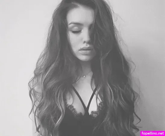 Lusia Chebotina OnlyFans Thumbnail #YKAJ6c6Tzz
