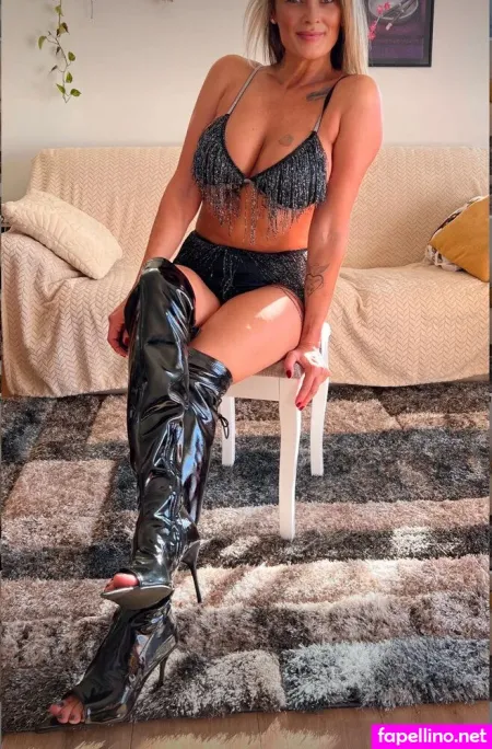 Lussy Berry 1 OnlyFans Thumbnail #18wurqV4PS