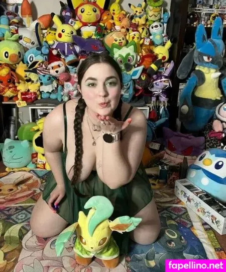 Lustful Geek OnlyFans Thumbnail #JcvLjVAfB5