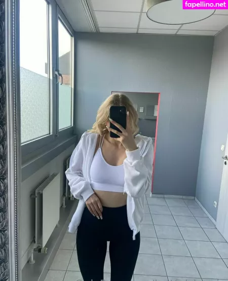 Lustful Leonie OnlyFans Thumbnail #tO32BZ8jRd