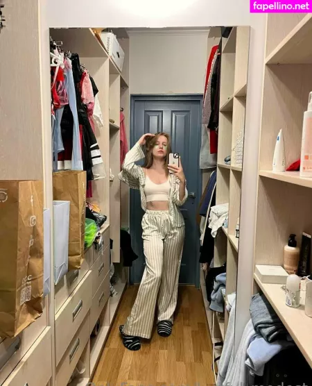 Lustful Modest OnlyFans Thumbnail #cRODgNoyOc