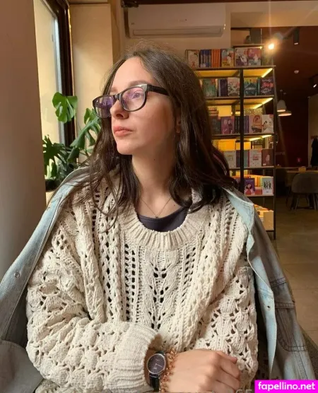 Lustful Spy OnlyFans Thumbnail #512lZT4x4u