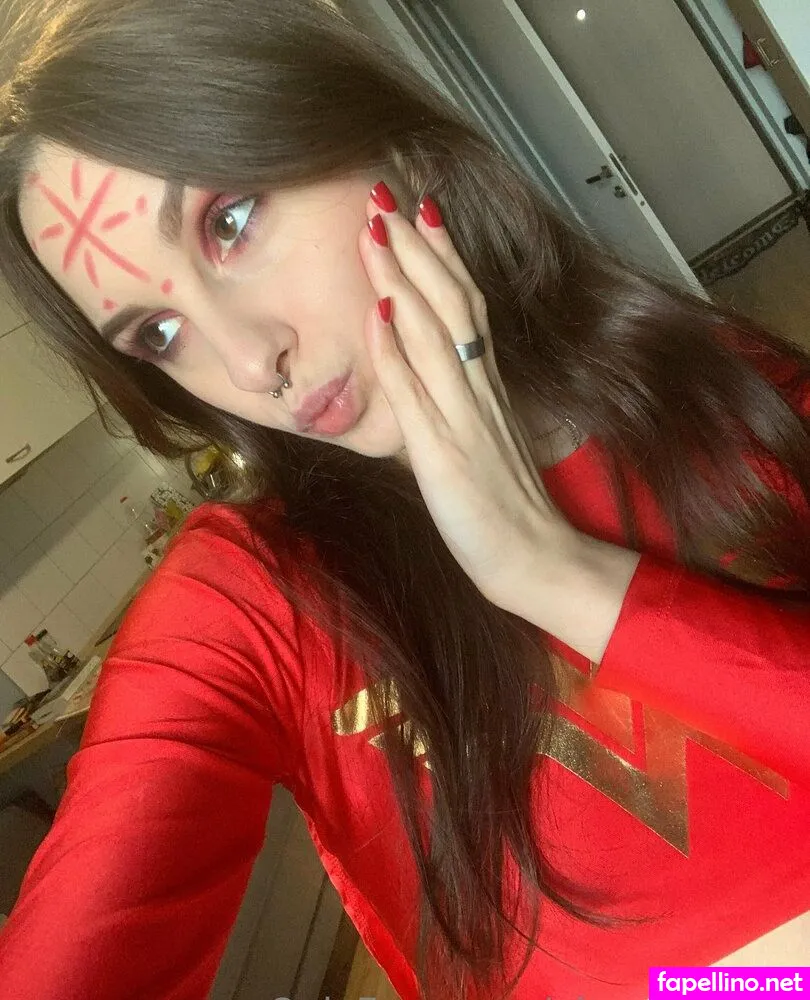 itainteasybeingkhaleesi, lustful_spy Nude Leaked OnlyFans Photo #EhF9m4eLlE