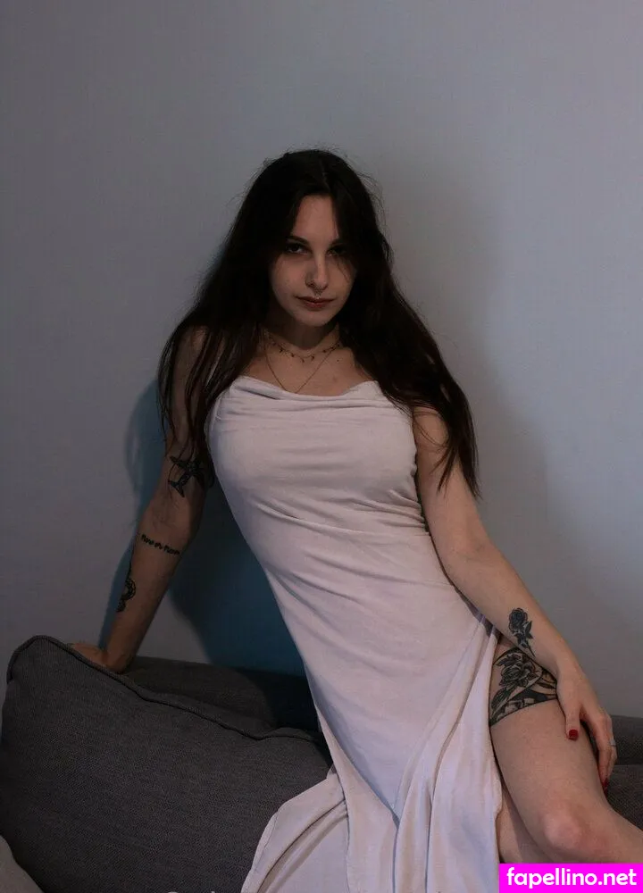 itainteasybeingkhaleesi, lustful_spy Nude Leaked OnlyFans Photo #V8YUVg6HbM