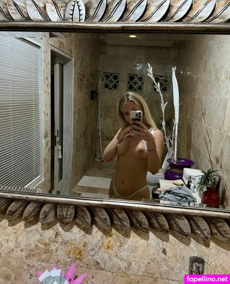 Luu Emily OnlyFans Thumbnail #5mebY001hZ