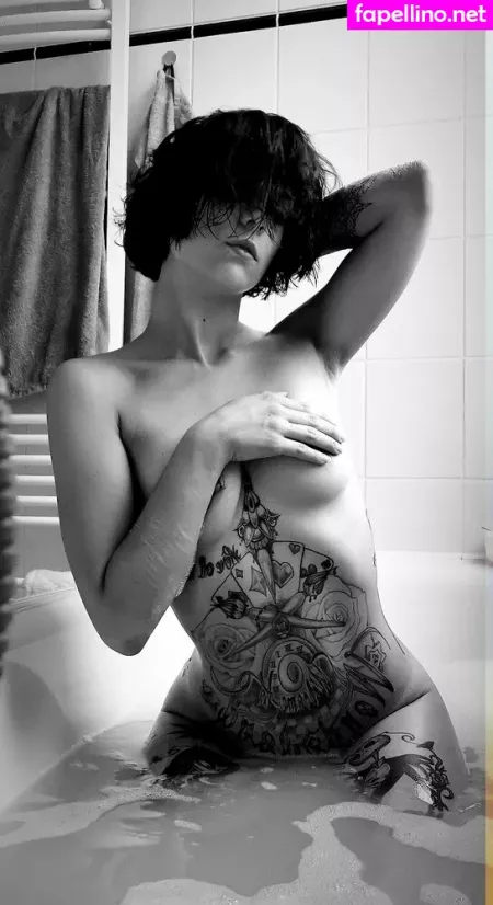 Luu Nighthawk OnlyFans Thumbnail #P6aHhqrzFi