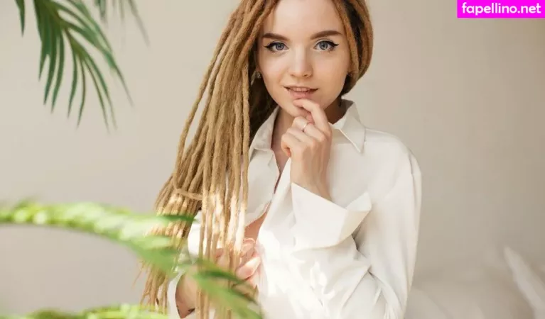 Luventa OnlyFans Thumbnail #ehbXeXB0GB