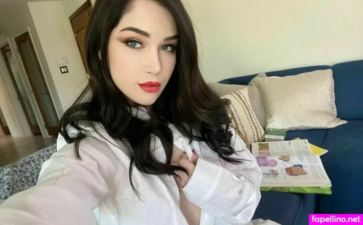 Luvevelynclaire 2 OnlyFans Thumbnail #NMT8c5udbu