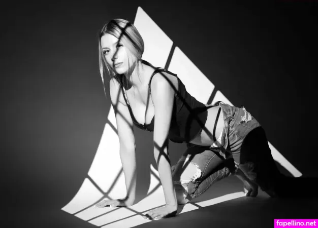 Luving Belle OnlyFans Thumbnail #9zs655EVZ7