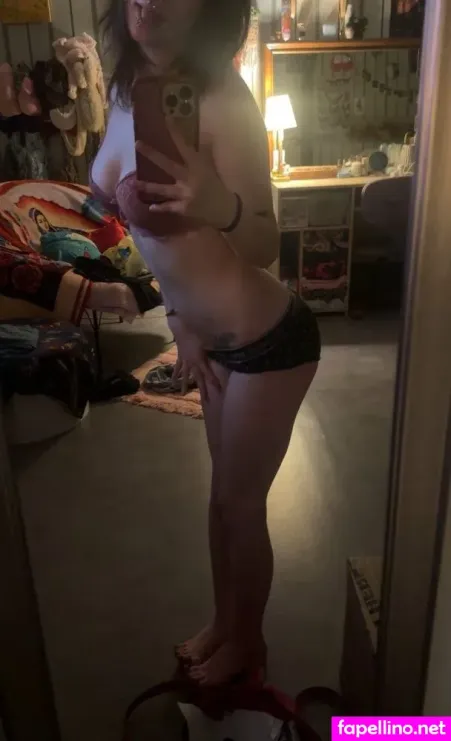 Luvleach OnlyFans Thumbnail #Rie6CsWrpL