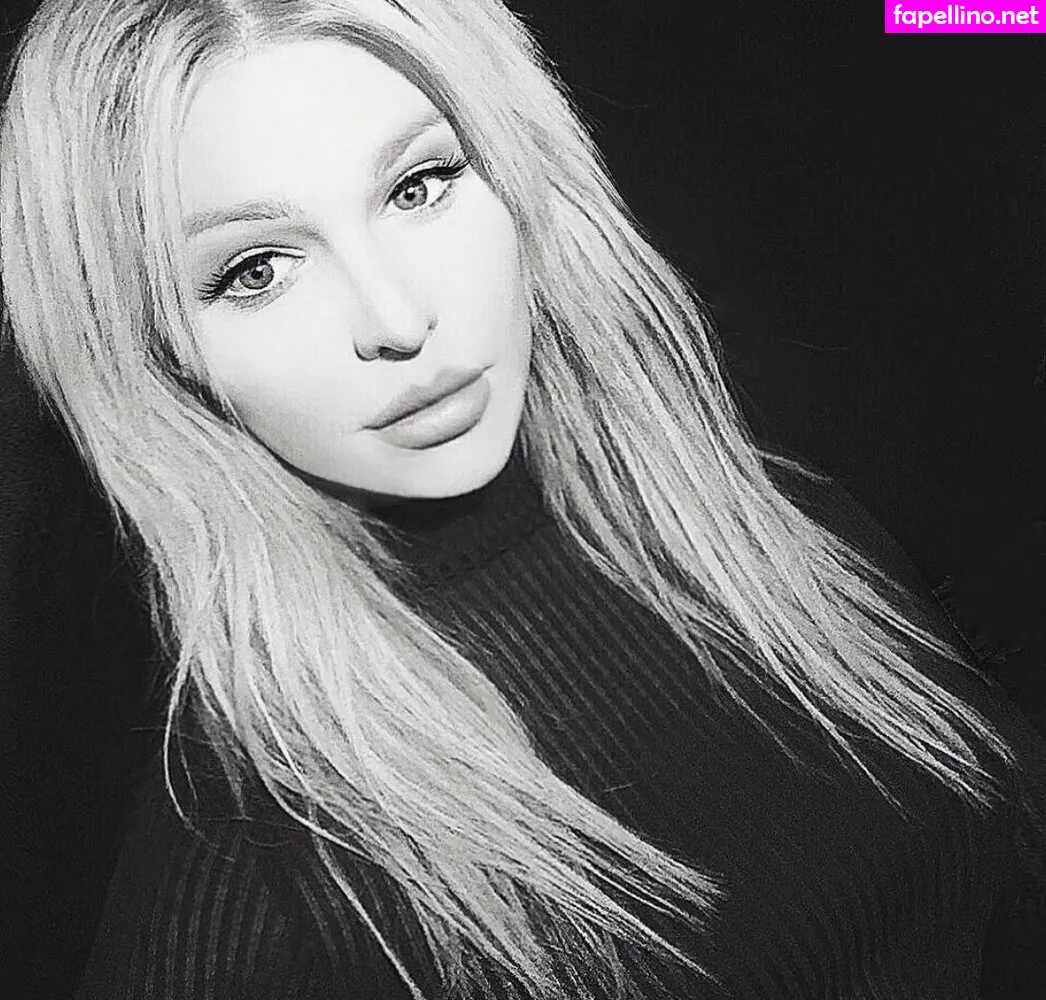 lillmisswanderlust, luvluvuxuluvluv Nude Leaked OnlyFans Photo #OsWMA0CdMQ