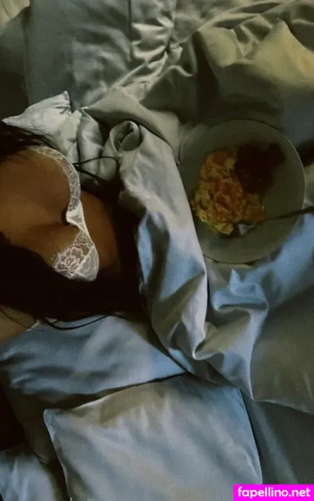 Luvneoemi OnlyFans Thumbnail #DEg5FGA5qB