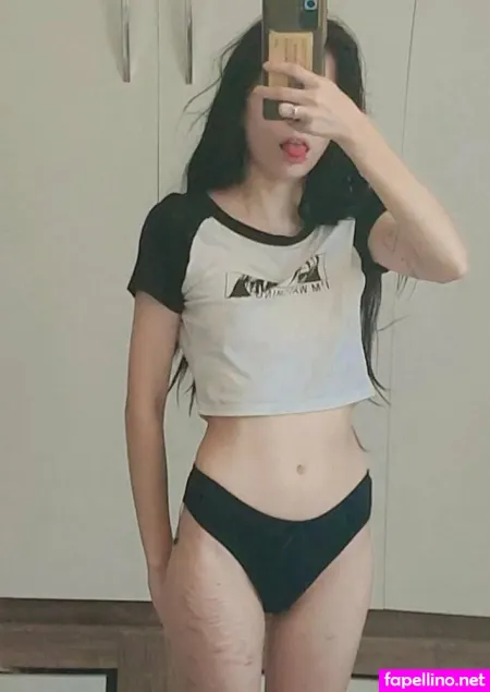 Luvskittie OnlyFans Thumbnail #4sH1gT5SiL