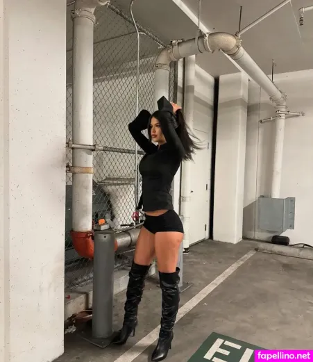 Luvstruck 7 OnlyFans Thumbnail #8unk7s8Bma