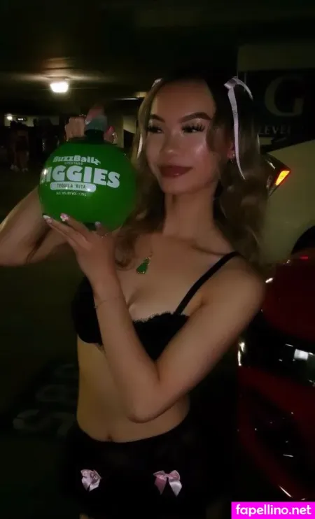 Luvvconnie OnlyFans Thumbnail #I5T2c00Vc7