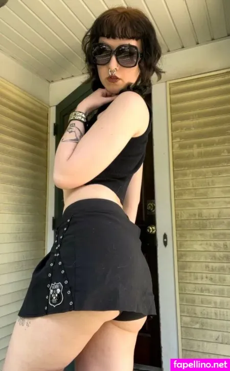 Luvzone OnlyFans Thumbnail #oTCSPwN5fr