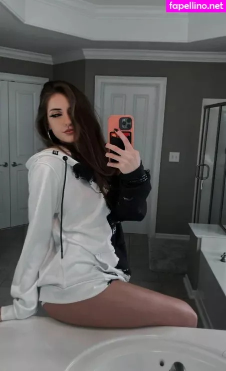 Luweazl OnlyFans Thumbnail #I5TakDvEaS
