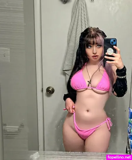 Lux Reid OnlyFans Thumbnail #O3VwXfXZoY