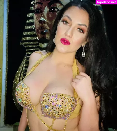 Luxie Zahra OnlyFans Thumbnail #S1JVgvpUPv