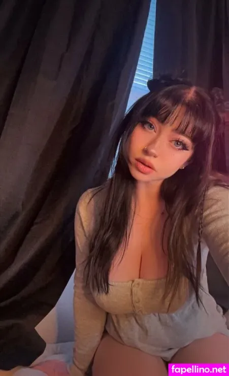 Luxireid OnlyFans Thumbnail #TyfOQqB56H