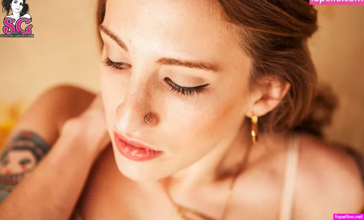 Luxlee OnlyFans Thumbnail #RszzzQSw4M