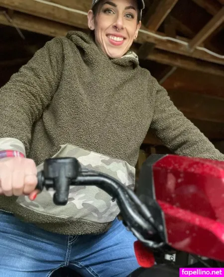 Luxley Rae OnlyFans Thumbnail #5aWdU0YMIX