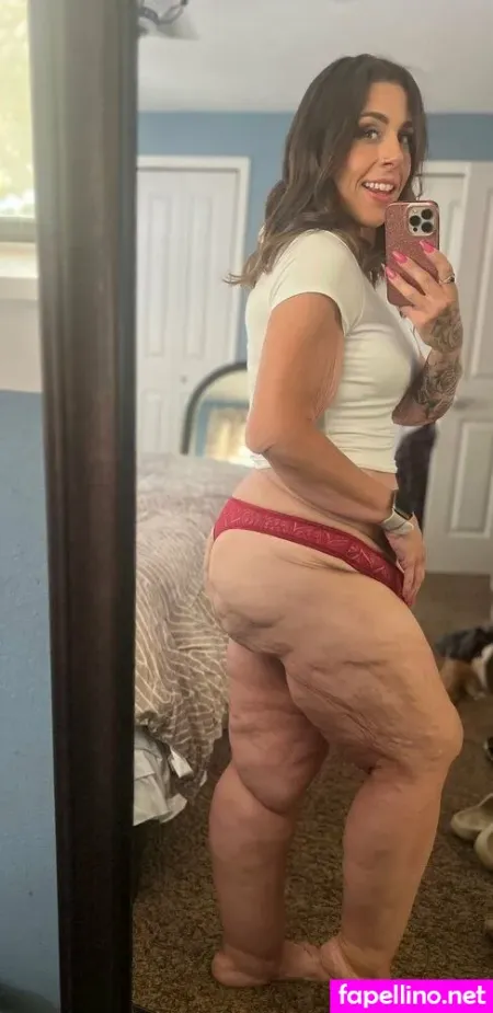 Luxley Rae OnlyFans Thumbnail #p9IOFmfUfG