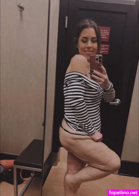 Luxley Rae OnlyFans Thumbnail #r3yIijmBDK