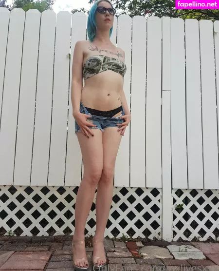 Luxlivesxxx OnlyFans Thumbnail #Uive6Ru846