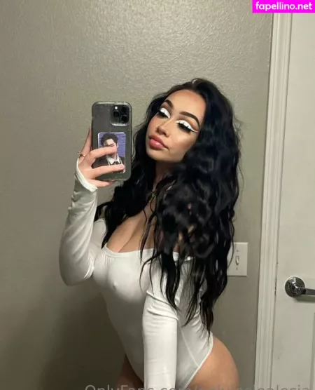 Luxuraa OnlyFans Thumbnail #1V3tVx965N